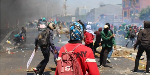 https://socialinvestigation.org/rol-de-las-revoluciones-moleculares-para-tenir-de-rojo-latinoamerica